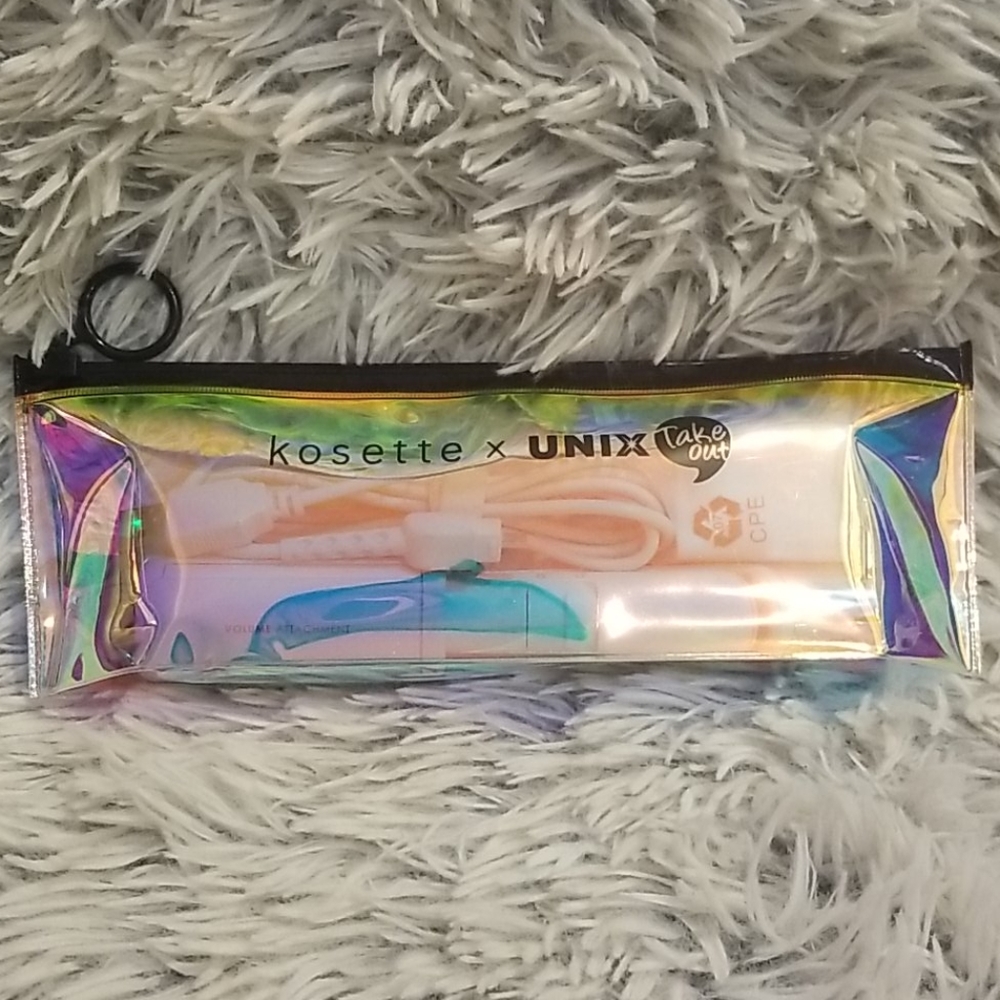 KOSETTE x UNIX Mini Travel Flat Iron